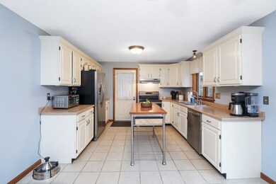 48 Robbins Rd, Monson, MA 01057 - photo 5