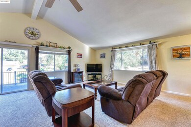 12908 Green Valley Cir unit 3, Groveland, CA 95321 - photo 7