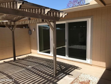 10531 W Highwood Ln, Sun City, AZ 85373 - photo 2