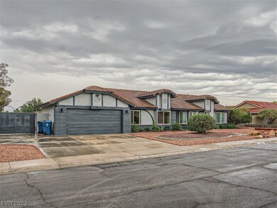 Single Story Home with RV gate access to oversized