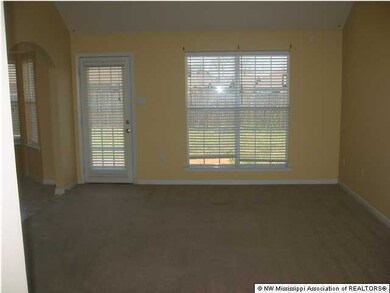 5685 Lancaster Dr, Olive Branch, MS 38654 - photo 4