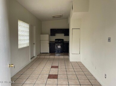 2920 Myles St unit B, El Paso, TX 79930 - photo 2