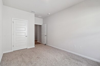 1139 Hannah Dr, Hahira, GA 31632 - photo 3