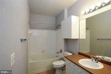 White Flint Station unit 1104, Rockville, MD 20852 - photo 7