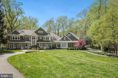 9907 River View Ct, Potomac, MD 20854 - photo 4