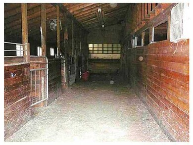 Stable/Barn.