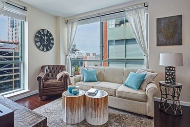 The Strada 234 unit 821, Boston, MA 02114 - photo 4