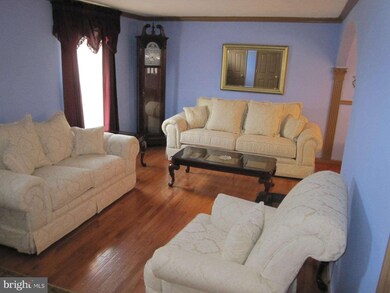 16870 Francis West Ln, Dumfries, VA 22026 - photo 2