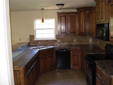 12 Stoke Ln, Bella Vista, AR 72714 - photo 4