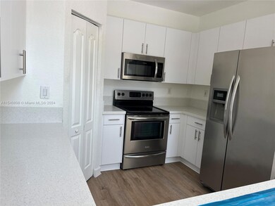 10910 NW 69th Terrace unit 19010, Doral, FL 33178 - photo 6