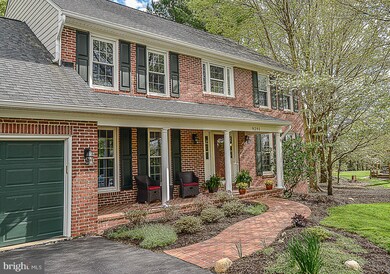 9291 Davis Dr, Lorton, VA 22079 - photo 3