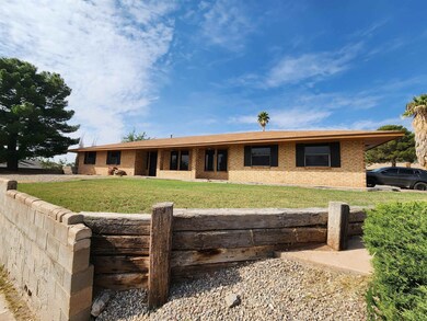 1501 Granada, Alamogordo, NM 88310 - photo 2