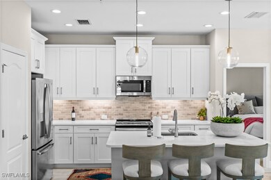 2319 Sawyers Hill Rd unit 708, Naples, FL 34120 - photo 6