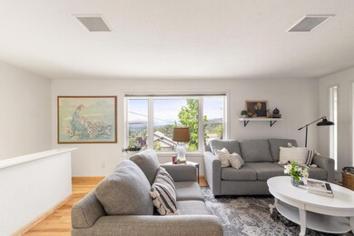 1701 NE Beverly Dr, Grants Pass, OR 97526 - photo 6