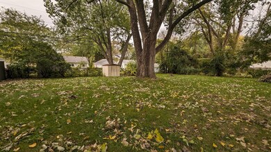 8431 Fremont Ave S, Bloomington, MN 55420 - photo 5