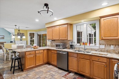 6 Strawberry Knoll Dr, Sutton, MA 01590 - photo 6