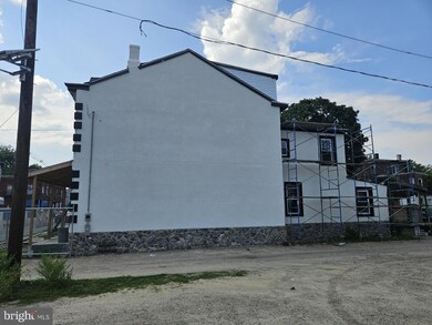 110 Chambers St, Trenton, NJ 08609 - photo 2