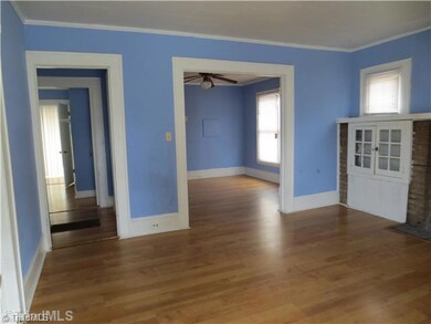 602 E Kearns Ave, High Point, NC 27260 - photo 2