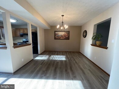 23193 Falling Leaf Ln, California, MD 20619 - photo 3