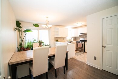 20 Angle St unit 12, Lowell, MA 01851 - photo 3