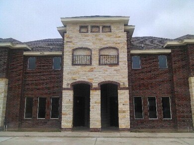 1403 W Kiwi unit D, Pharr, TX 78577 - photo 2