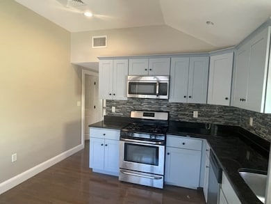 19 Cherry St unit 2, Quincy, MA 02169 - photo 3