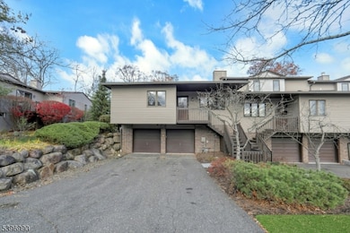 18 Peach Hill Ct, Ramsey, NJ 07446 - photo 2