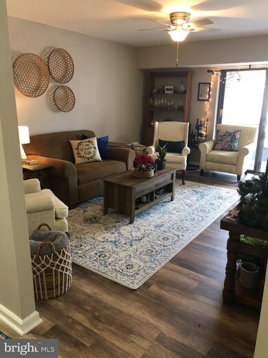 2325 Freetown Ct unit 21C, Reston, VA 20191 - photo 4