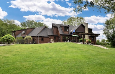 Estate Back