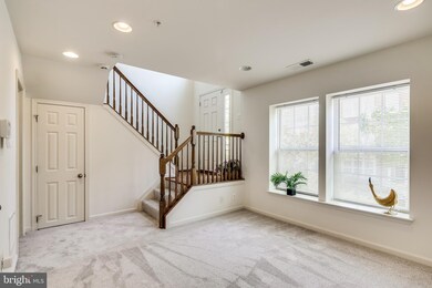 8253 Macintosh Ct, Jessup, MD 20794 - photo 2