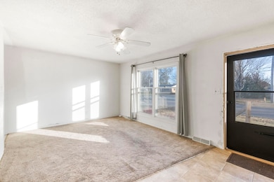 809 Central Ave, Evansdale, IA 50707 - photo 7