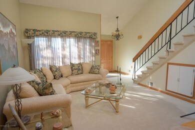 Living Room_HDR (1)