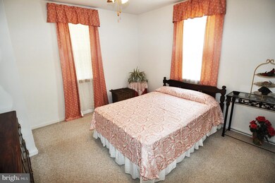 4702 Ridgeway Ave, Baltimore, MD 21206 - photo 7