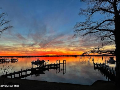 109 Edgewater Beach Rd, Washington, NC 27889 - photo 2