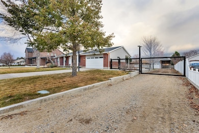 11545 S Hagan Rd, Sandy, UT 84092 - photo 5