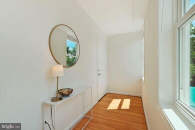 730 11th St NE unit 204, Washington, DC 20002 - photo 2