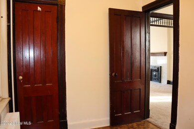 218 Spruce St, Albany, NY 12210 - photo 5