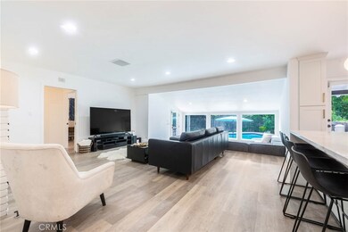 4717 Don Pio Dr, Woodland Hills, CA 91364 - photo 4