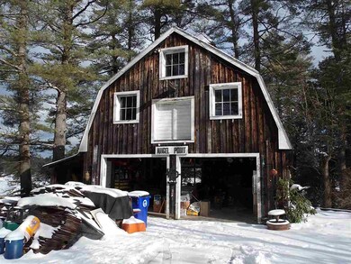 193 S Mast St, Goffstown, NH 03045 - photo 2