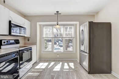 1484 Lowell Ct, Crofton, MD 21114 - photo 7