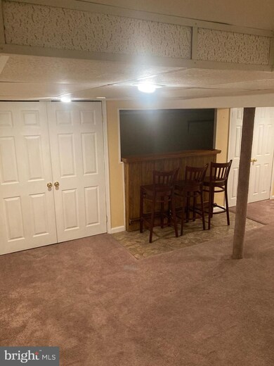 409 Acorn St, Lansdale, PA 19446 - photo 3