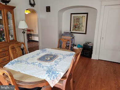 16 Fairview St, Boyertown, PA 19512 - photo 5