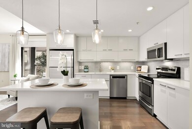 1010 Massachusetts Ave NW unit 211, Washington, DC 20001 - photo 2