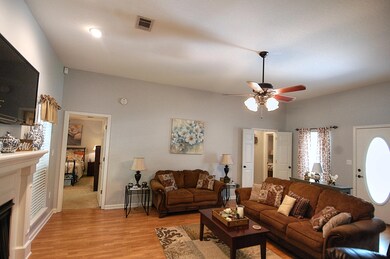 6. Living Area 6