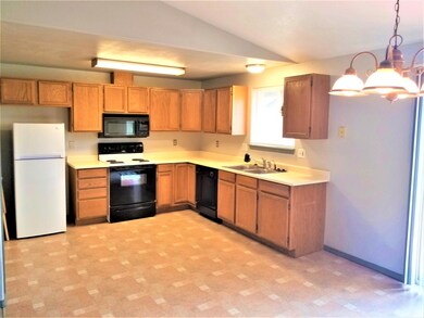 6.) Kitchen
