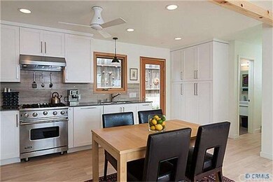 Pantry cabinets have pull out drawers