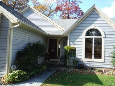 5021 Irvin Rd, Slatington, PA 18080 - photo 3