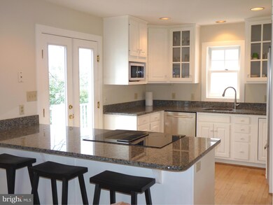 9001 Clifford Ave, Chevy Chase, MD 20815 - photo 3