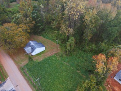 511 Frey Rd, Fairforest, SC 29301 - photo 5