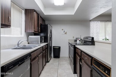 North 8th St 101 (7).jpg-SMALL
